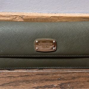 COPY - Michael Kors Trifold Saffiano Leather Wallet